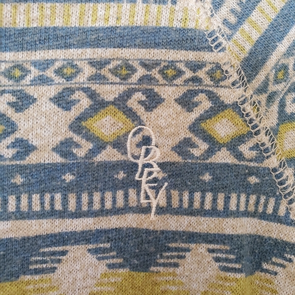 Obey Long Sleeve - Picture 3 of 3